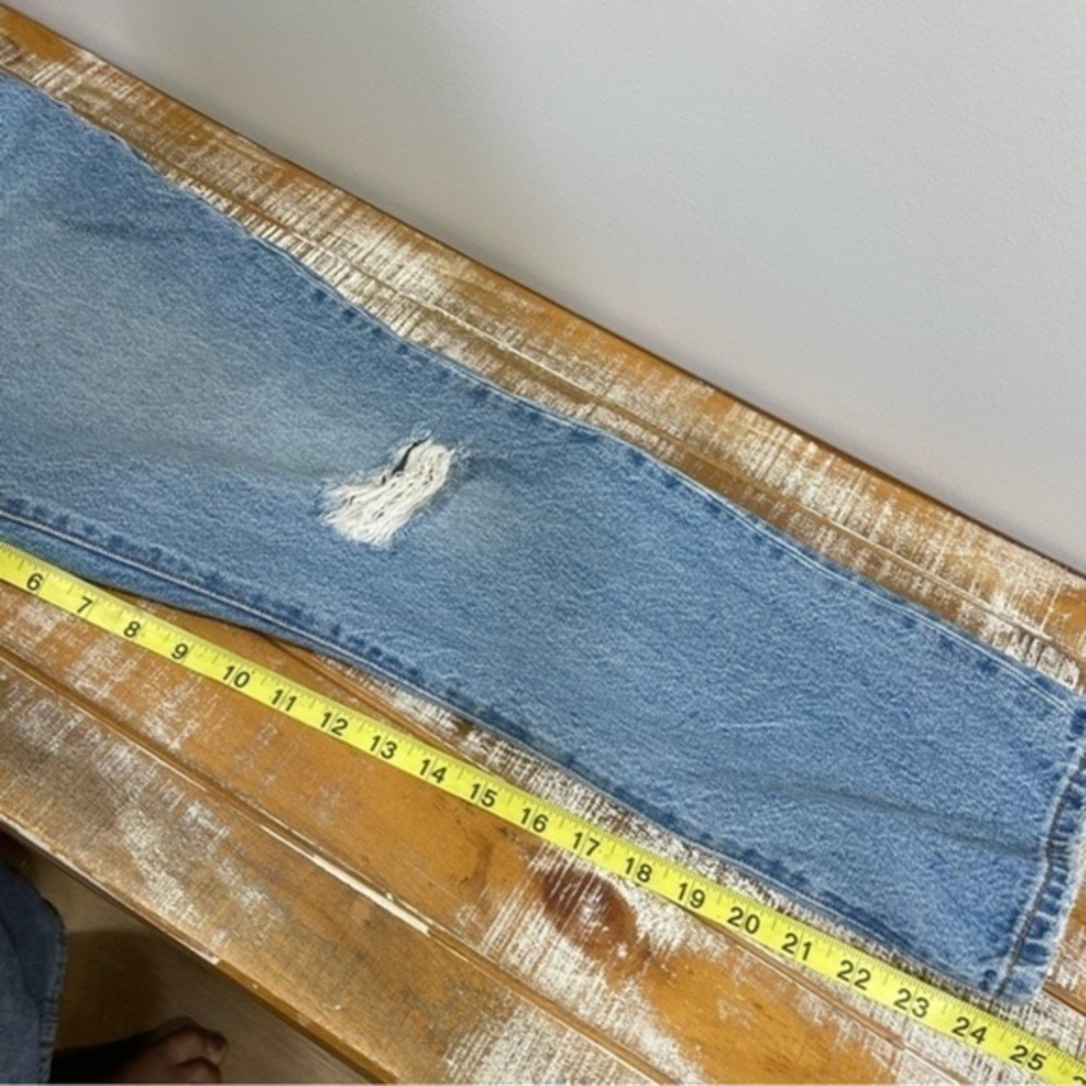 Levi’s® 501 Women’s distressed Jean Size 27 Color Blue Wash - Picture 11 of 14